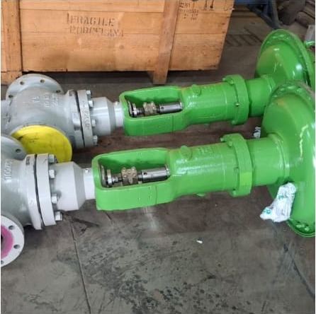 Pump and valve assembly