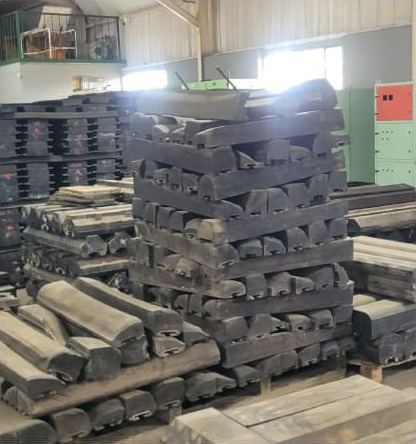 Wear liner plates palletised